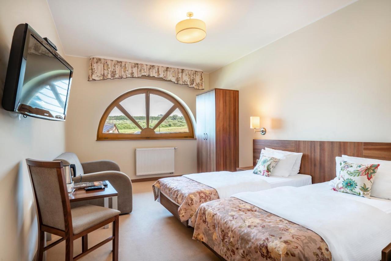Labedz Hotel Karczma Ilawa Ngoại thất bức ảnh