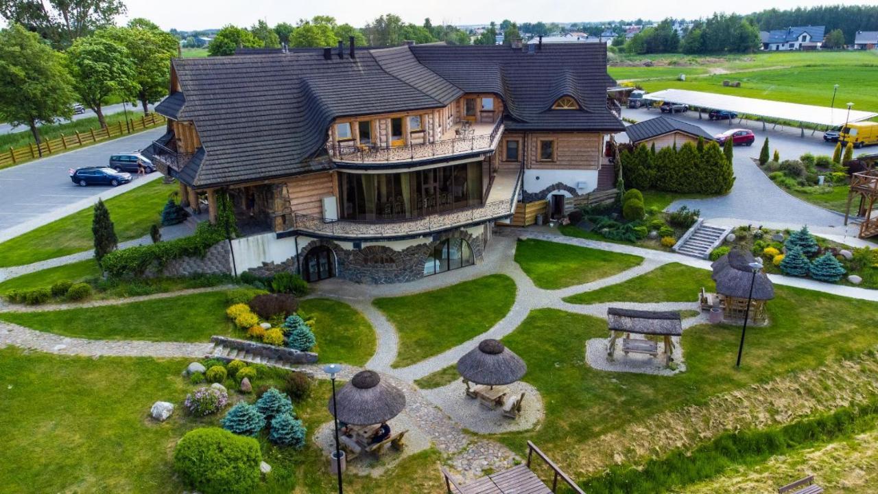 Labedz Hotel Karczma Ilawa Ngoại thất bức ảnh